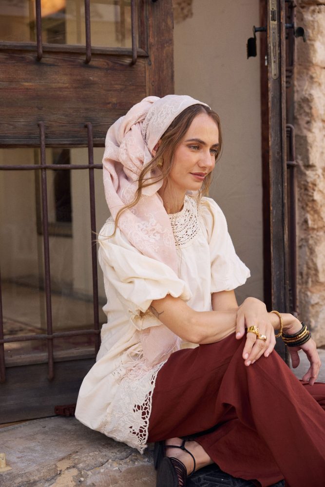 ⁦מטפחת TERRA ROSE ריבוע⁩ – תמונה ⁦4⁩