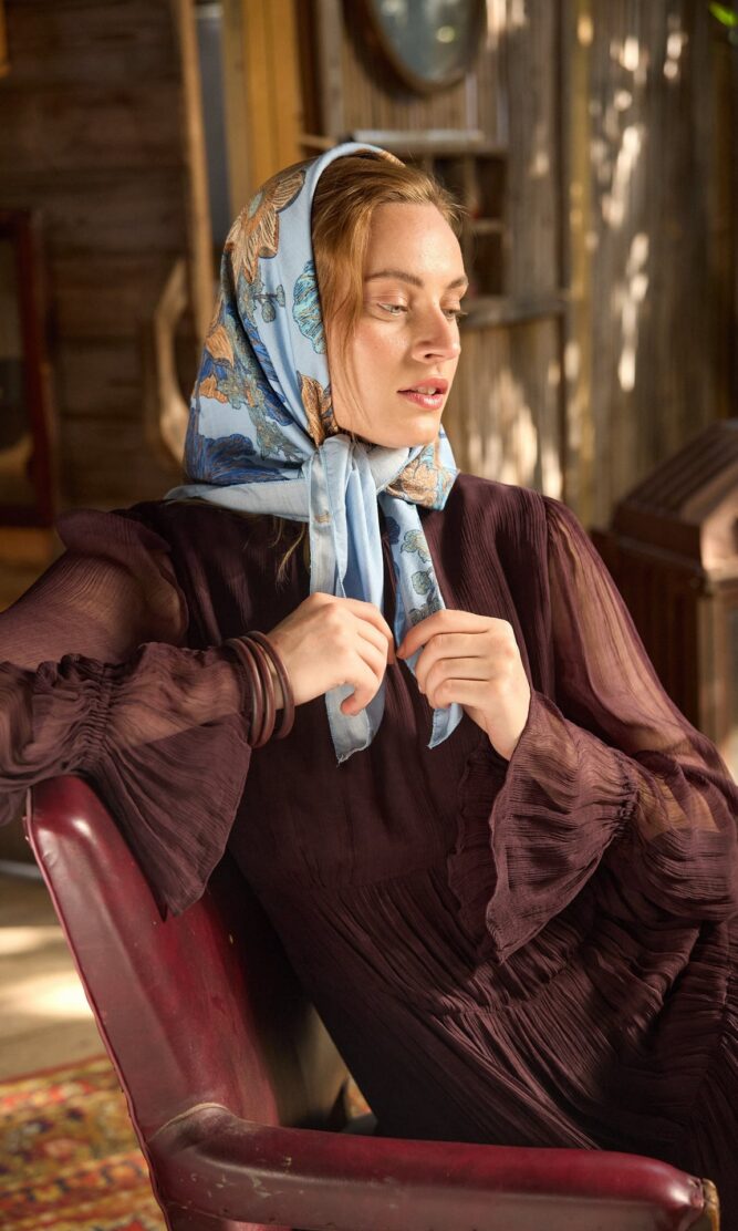 בנדנה WILD FLOWER light blue