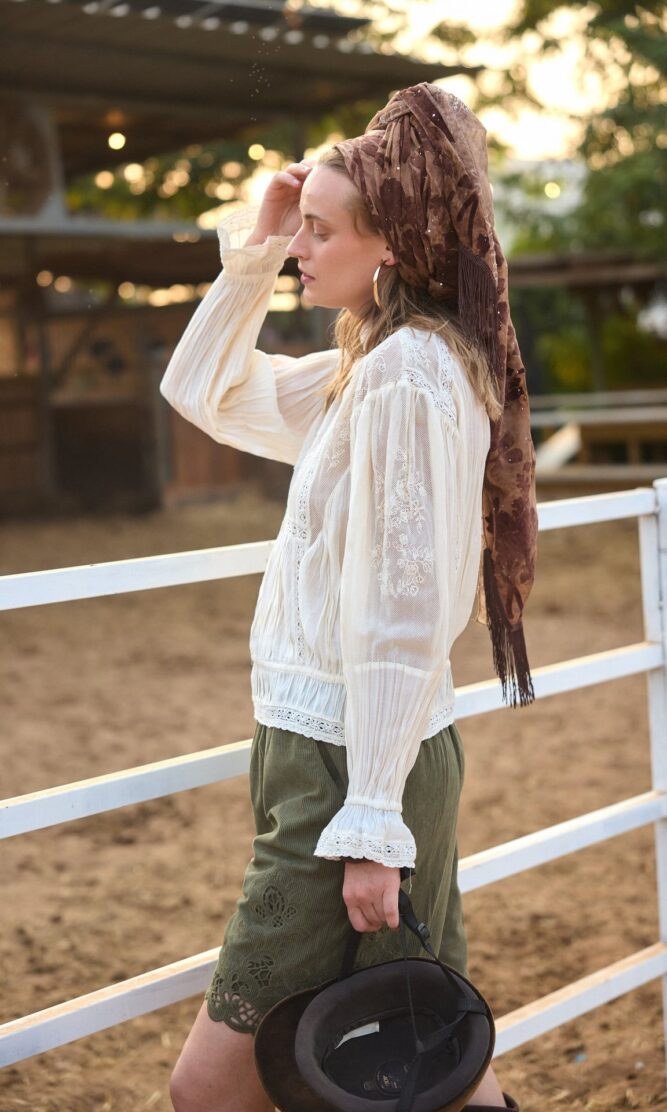 משולש MONTANA חום גזע