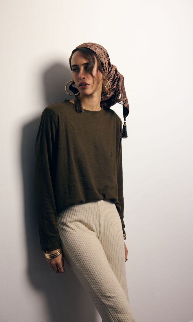 מטפחת ROSEL מוקה משולש