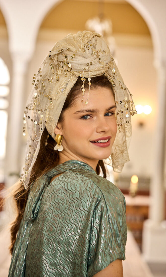 מטפחת צעיף HOLY cream