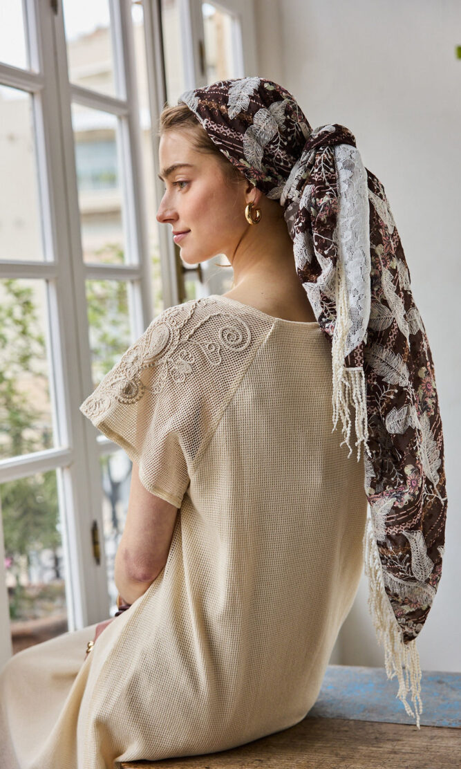 מטפחת LUSH brown ריבוע ענק