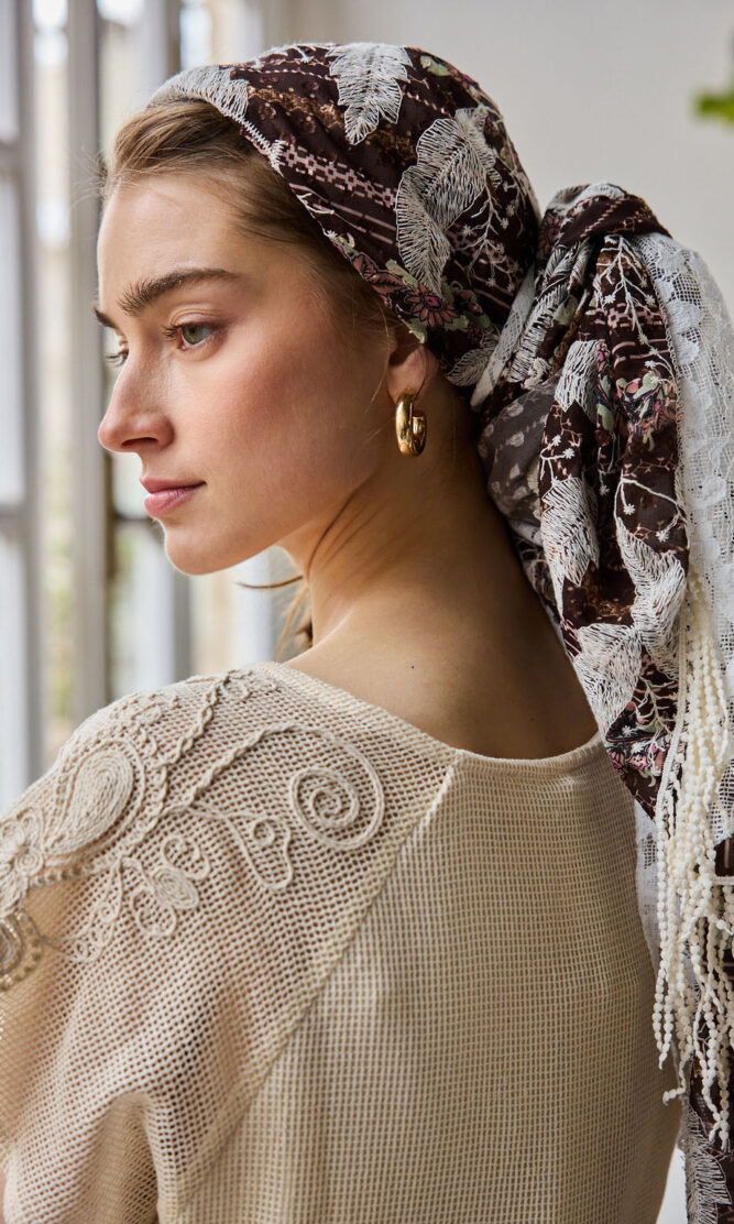 מטפחת LUSH brown ריבוע ענק