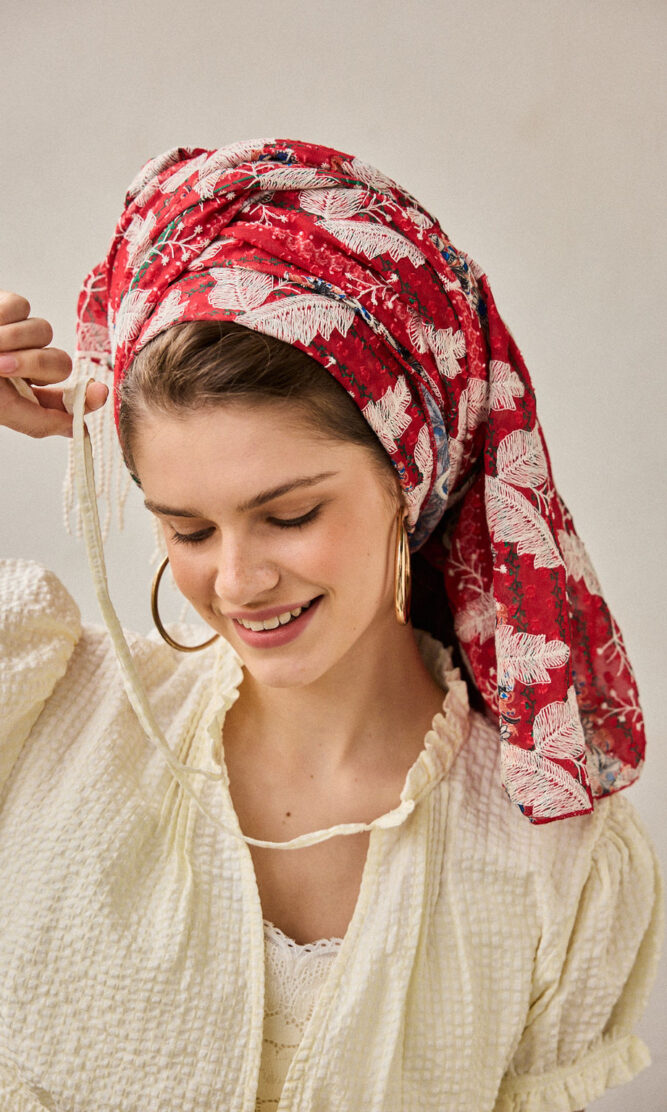 מטפחת צעיף LUSH red