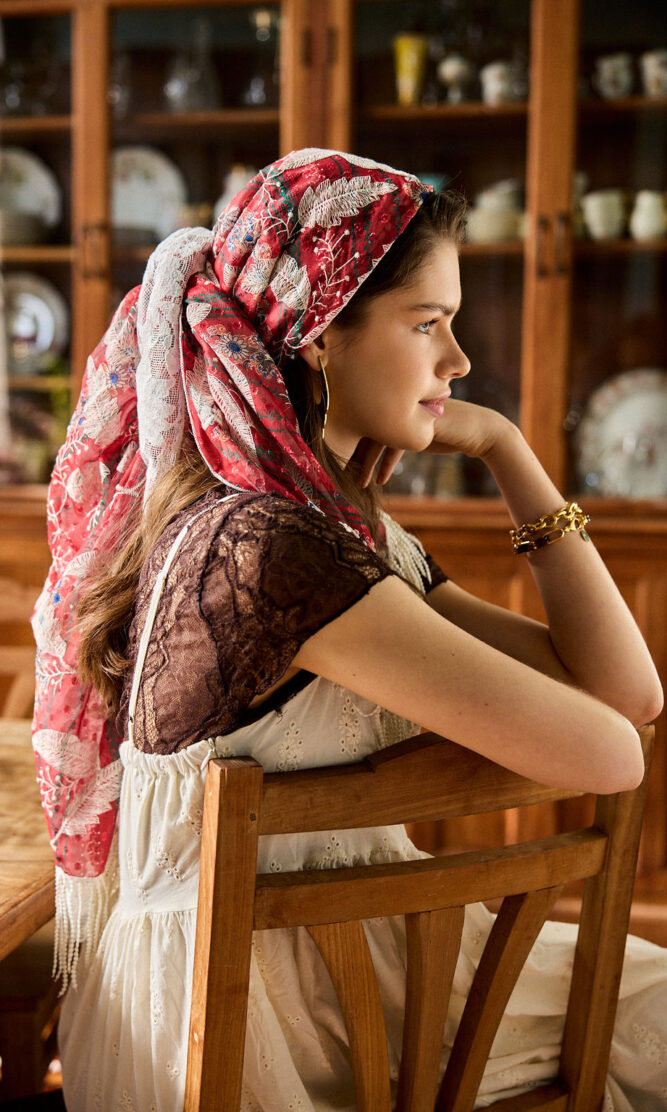 מטפחת LUSH red ריבוע ענק