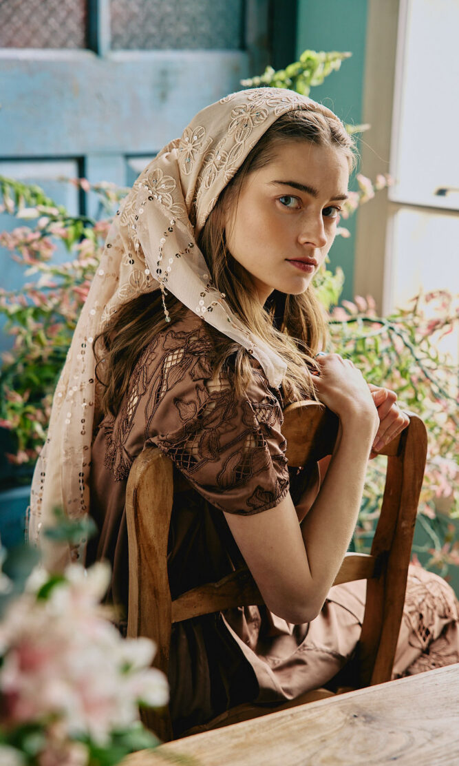 מטפחת HOLY pink ריבוע ענק